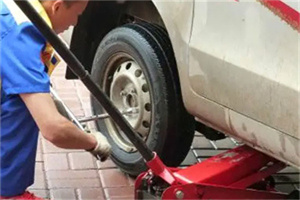 巴里坤附近拖车24小时服务热线电话